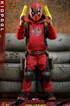 Deadpool & Wolverine (2024) - Kidpool 1/6th Scale Hot Toys Action Figure