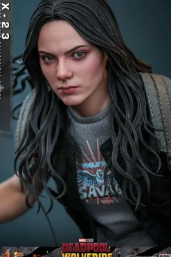 Deadpool & Wolverine (2024) - X-23 1/6th Scale Hot Toys Action Figure