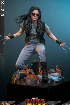 Deadpool & Wolverine (2024) - X-23 1/6th Scale Hot Toys Action Figure