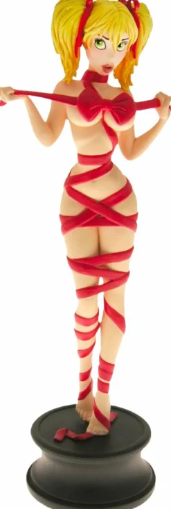 Dean Yeagle - Pin-Up Mandy Bow-Tie Statue
