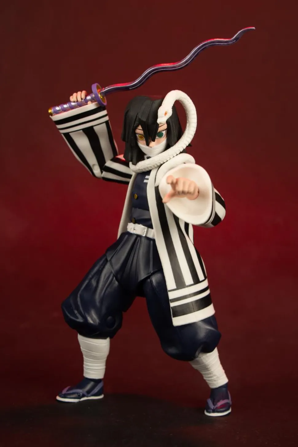 Demon Slayer - Obanai Iguro (Season 4) 7" Scale Action Figure