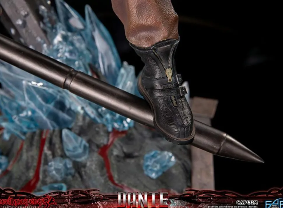 Devil May Cry 3: Dante's Awakening - Dante 17" Statue