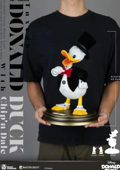 Disney - Tuxedo Donald Duck with Chip 'n Dale Master Craft Special Edition 15