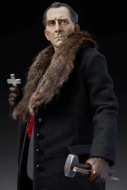 Dracula (1958) - Van Helsing Premium Format Statue