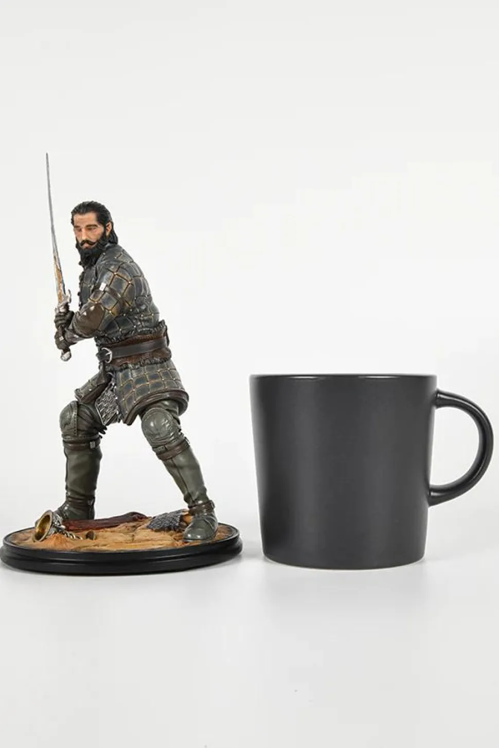Dragon Age: Inquisition - Blackwall 8" Statue