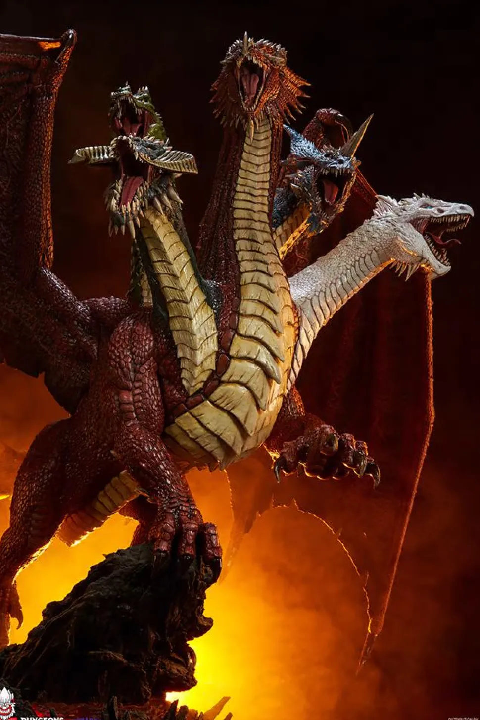 Dungeons & Dragons - Tiamat Deluxe 28 Statue (Int Sales Only)