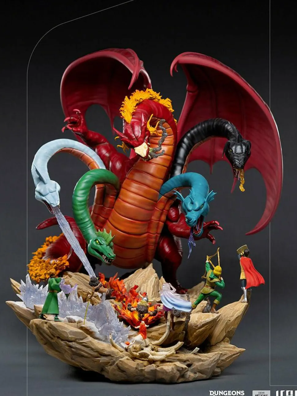 Dungeons & Dragons - Tiamat Battle 1/20th Scale Diorama Statue