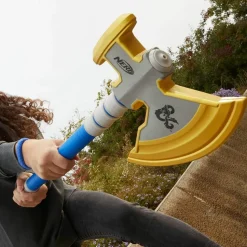 Dungeons & Dragons: Honor Among Thieves (2023) - Holga's Greataxe Nerf Roleplay Replica