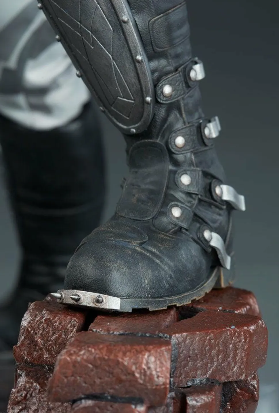 Escape From New York - Snake Plissken 1/3 Scale Statue