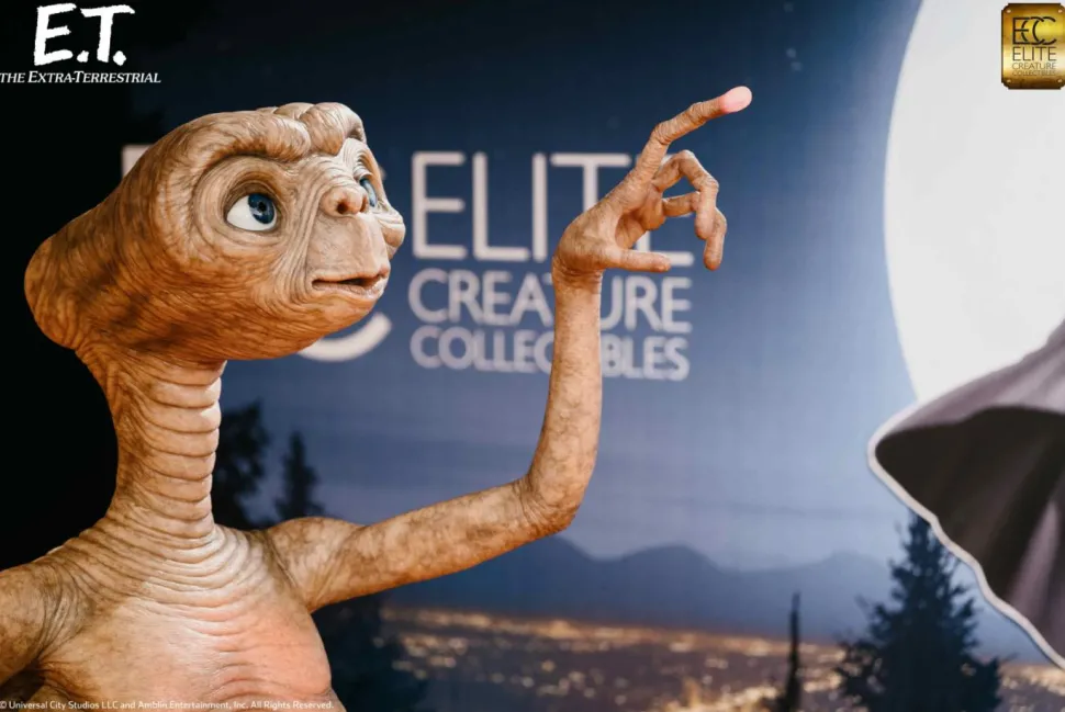 E.T. The Extra-Terrestrial - E.T. 1:1 Scale Life-Size Maquette Statue
