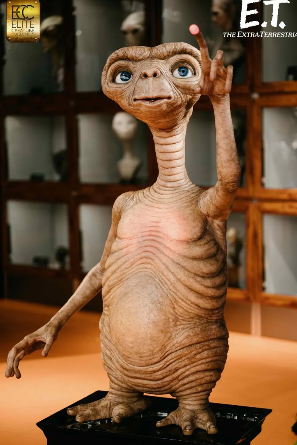 E.T. The Extra-Terrestrial - E.T. 1:1 Scale Life-Size Maquette Statue