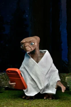 E.T. the Extra-Terrestrial - E.T. 40th Anniversary Ultimate 7