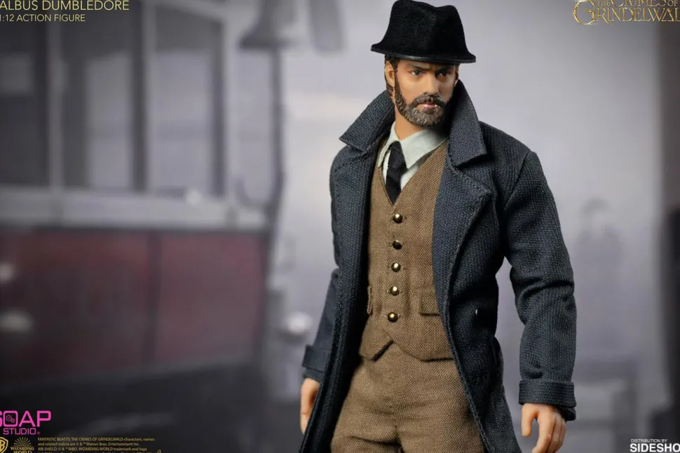 Fantastic Beasts 2: The Crimes of Grindelwald - Albus Dumbledore 1/12th Scale Action Figure