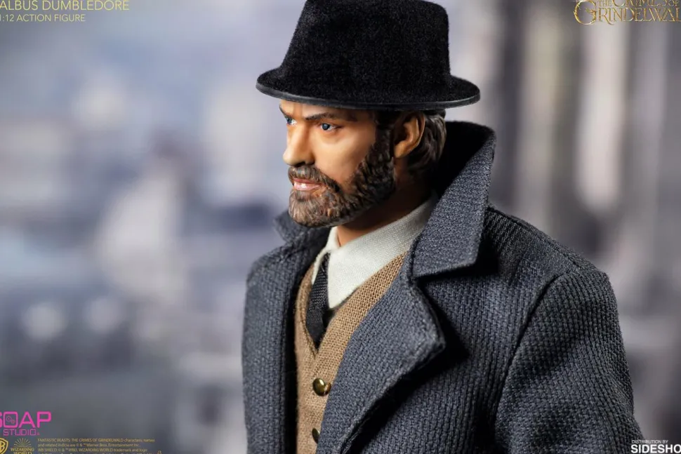 Fantastic Beasts 2: The Crimes of Grindelwald - Albus Dumbledore 1/12th Scale Action Figure