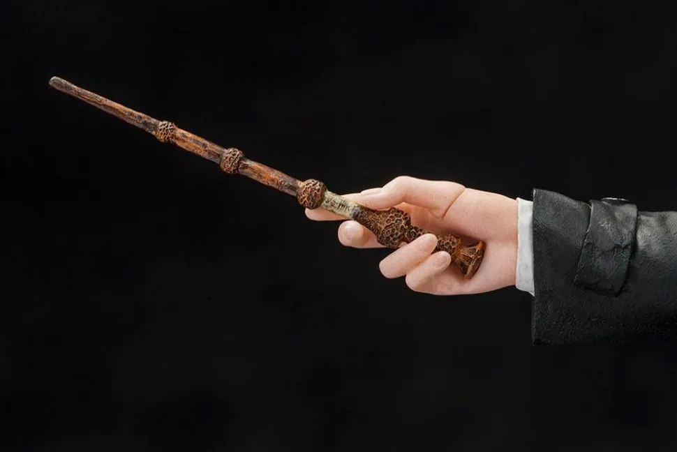 Fantastic Beasts: The Crimes of Grindelwald - Gellert Grindelwald 1/10th Scale ArtFX Statue