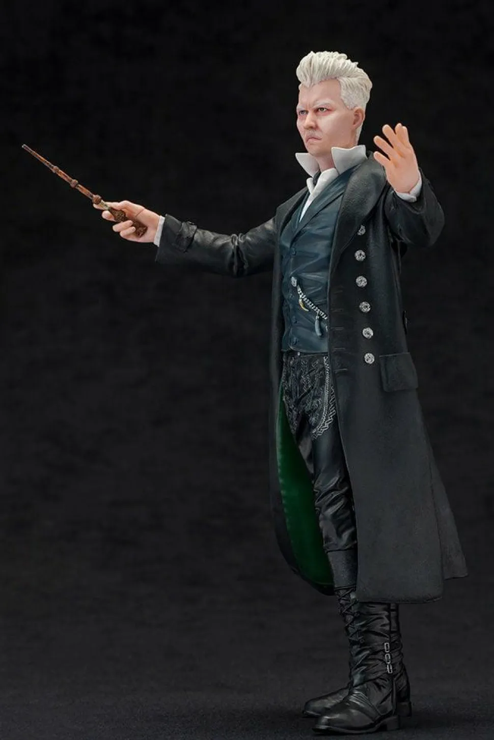 Fantastic Beasts: The Crimes of Grindelwald - Gellert Grindelwald 1/10th Scale ArtFX Statue