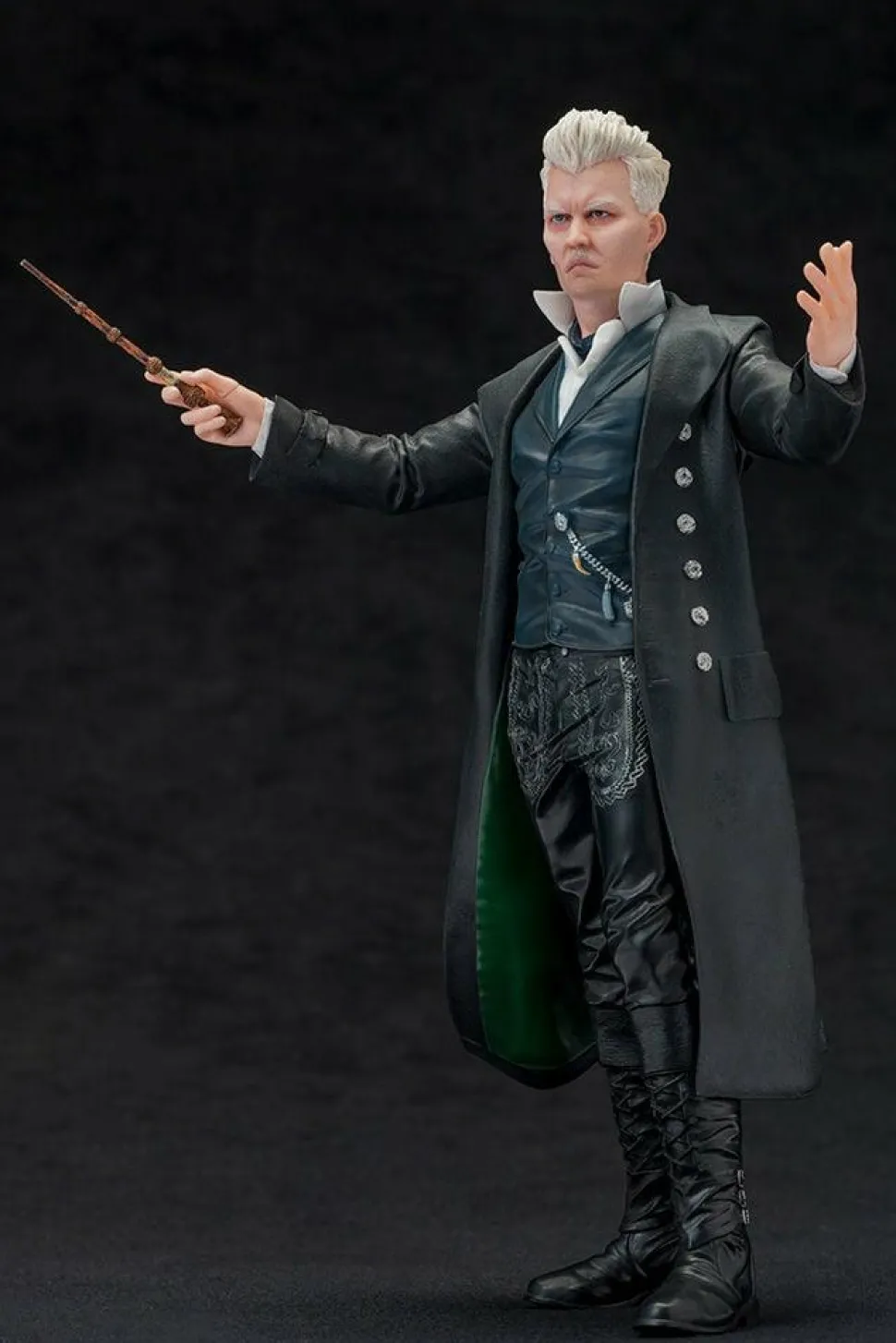 Fantastic Beasts: The Crimes of Grindelwald - Gellert Grindelwald 1/10th Scale ArtFX Statue