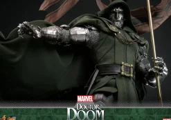 Fantastic Four - Doctor Doom 1/6th Scale Hot Toys Action Figure