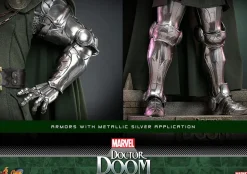 Fantastic Four - Doctor Doom 1/6th Scale Hot Toys Action Figure