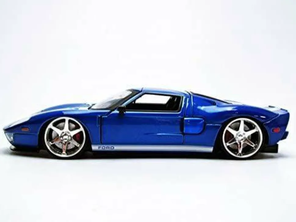 Fast Five - 1965 Ford GT40 1/24th Scale Metals Die-Cast Vehicle Replica