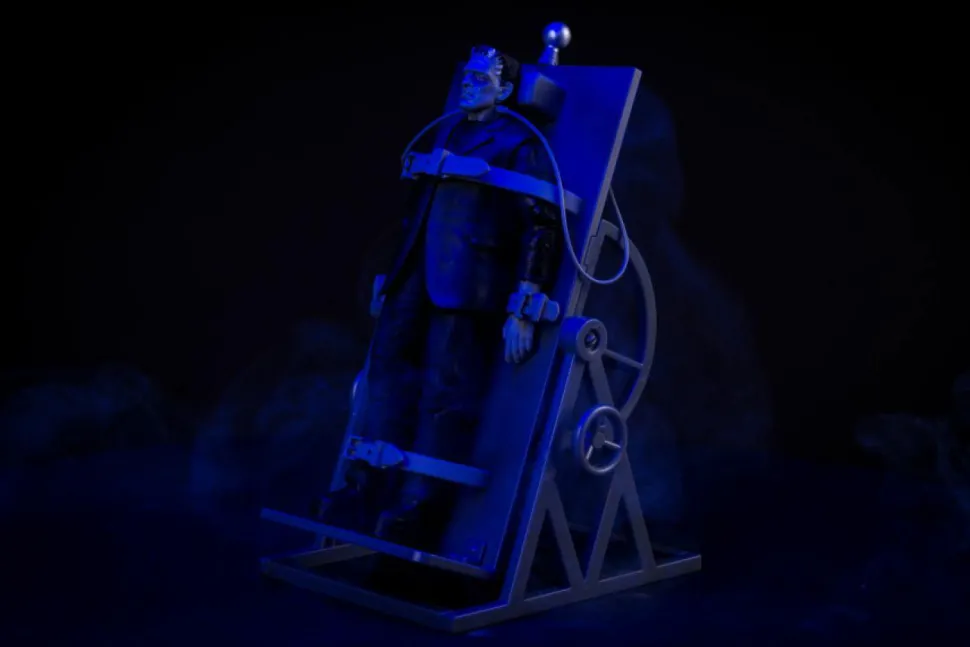 Frankenstein (1931) - The Monster Deluxe 6” Action Figure Box Set
