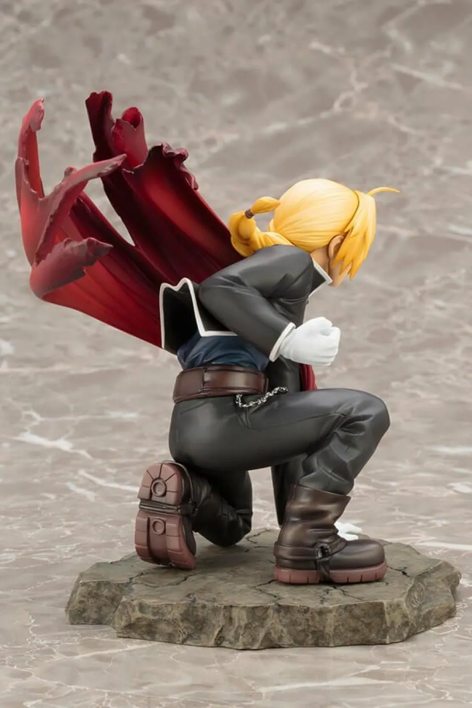 Fullmetal Alchemist - Edward Elric ArtFX J 1/8th Scale Statue