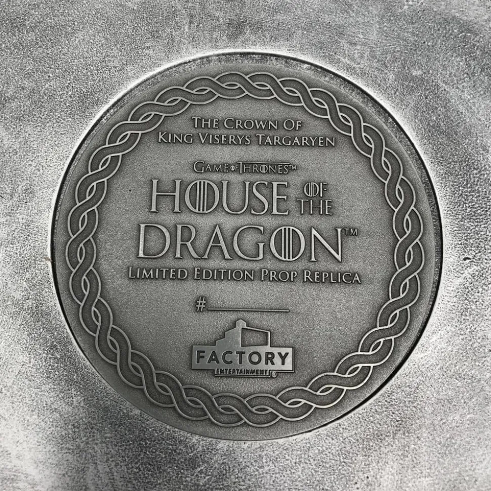Game of Thrones: House of the Dragon - The Crown of King Viserys Targaryen 1:1 Scale Life Size Prop Replica