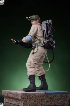 Ghostbusters - Ray Stantz Deluxe 1/4th Scale Statue