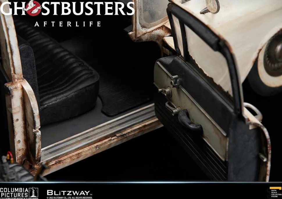 Ghostbusters: Afterlife - Ecto-1 1/6th Scale Action Figure Vehicle Accessory