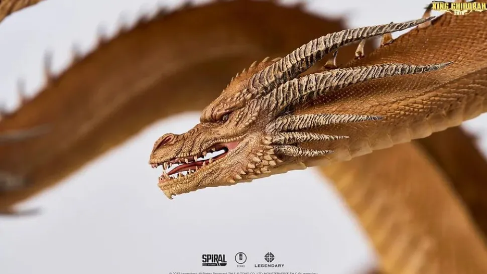 Godzilla: King of the Monsters (2019) - King Ghidorah Titans of the Monsterverse 20" PVC Statue