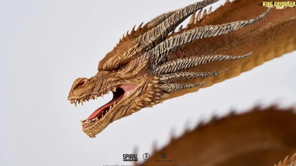 Godzilla: King of the Monsters (2019) - King Ghidorah Titans of the Monsterverse 20" PVC Statue