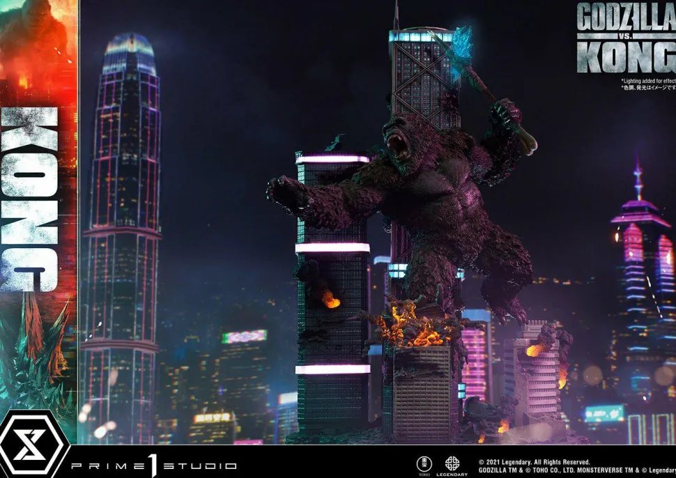 Godzilla vs Kong - King Kong Final Battle 31” Diorama Statue