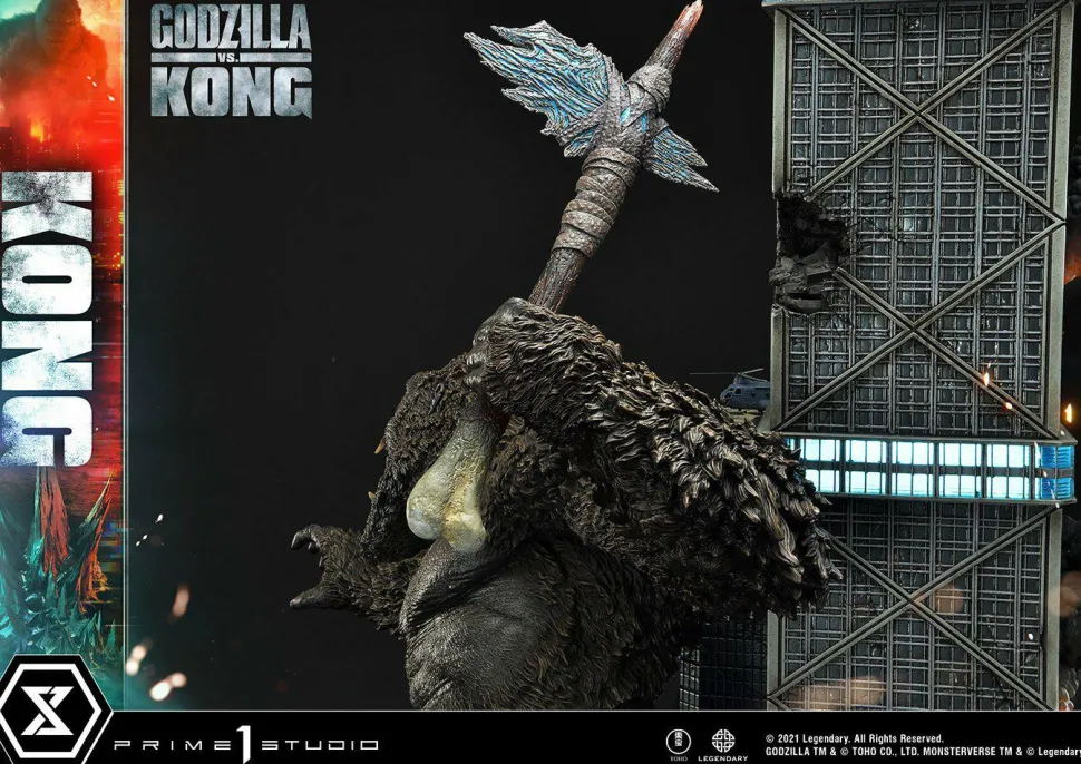 Godzilla vs Kong - King Kong Final Battle 31” Diorama Statue