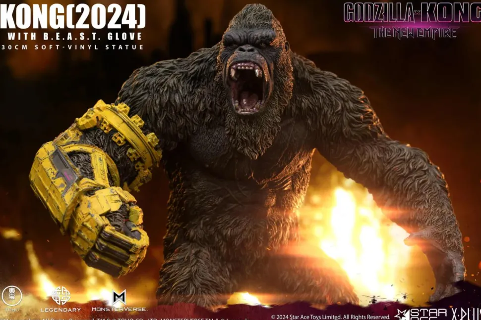 Godzilla x Kong: The New Empire (2024) - Kong with B.E.A.S.T. Glove 12" Statue