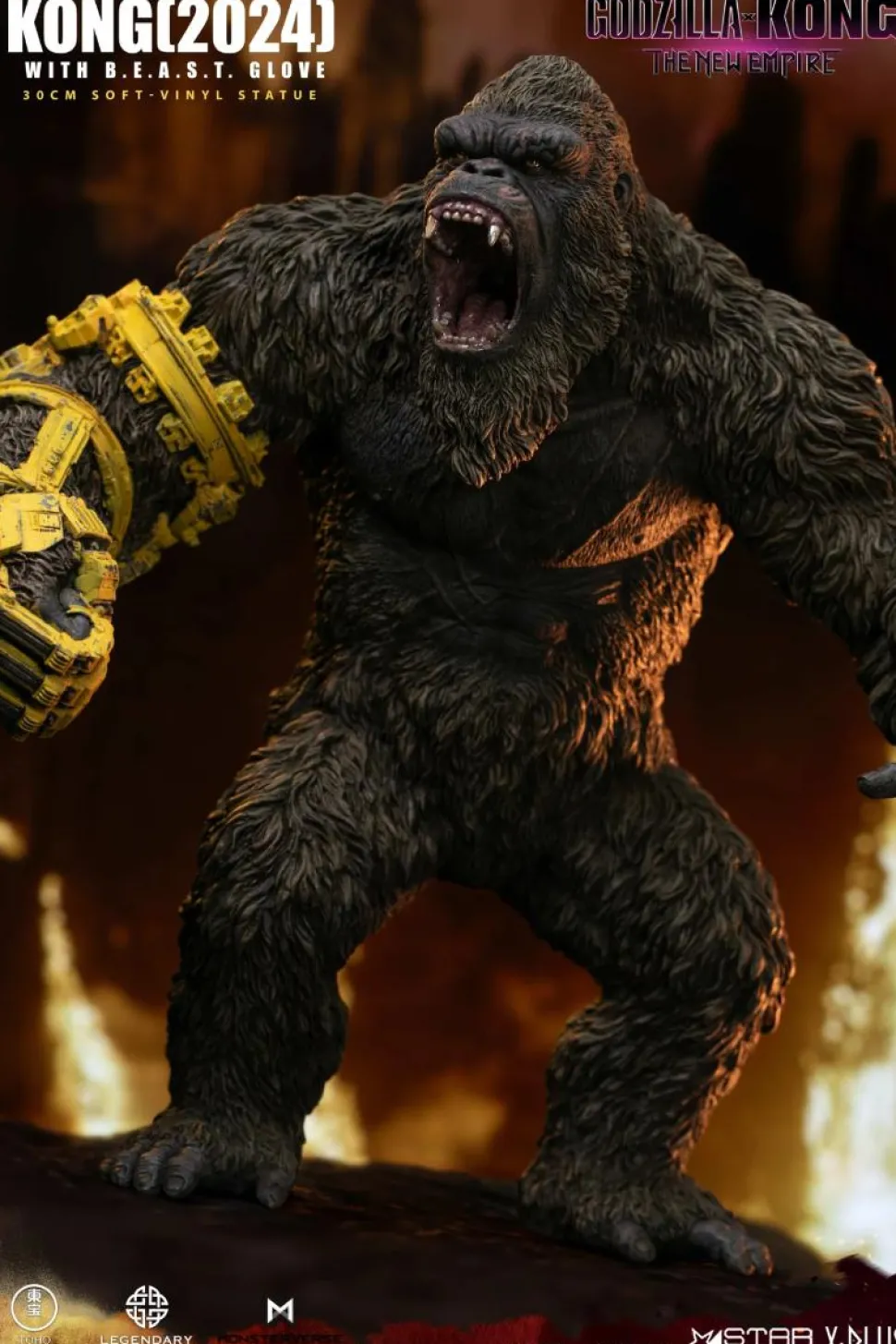 Godzilla x Kong: The New Empire (2024) - Kong with B.E.A.S.T. Glove 12" Statue