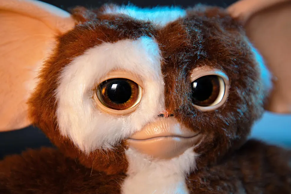 Gremlins - Gizmo Scaled Replica Plush
