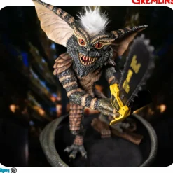 Gremlins - Stripe with Chainsaw 1/2 Scale Statue