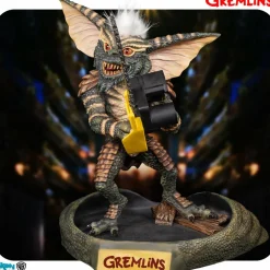 Gremlins - Stripe with Chainsaw 1/2 Scale Statue