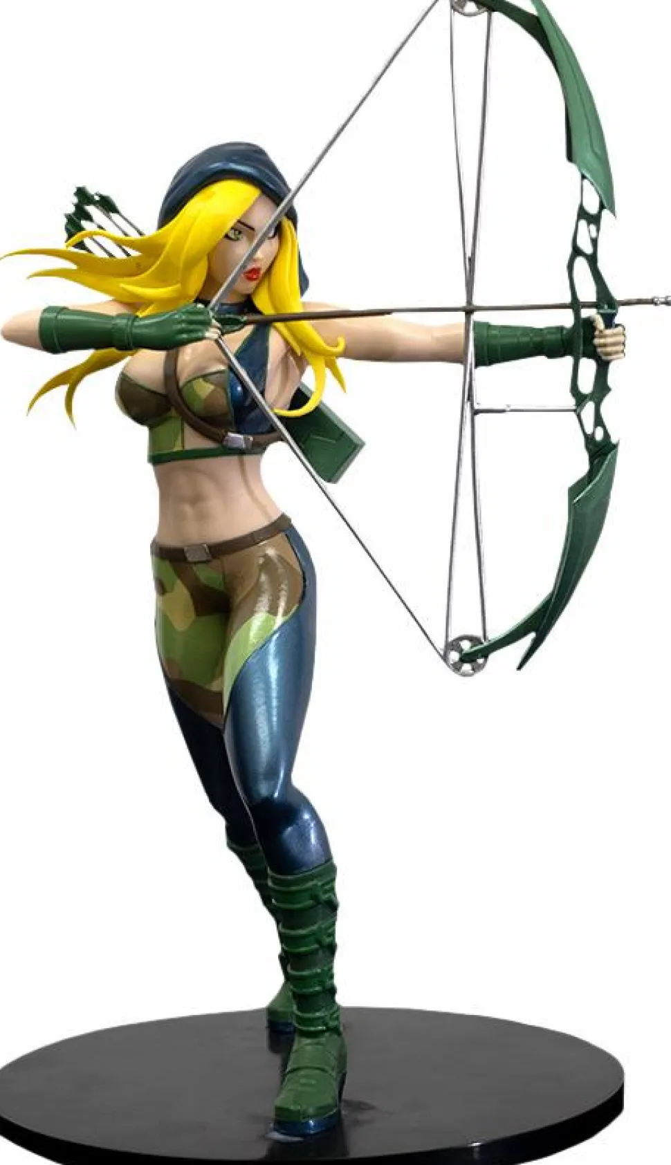 Grimm Fairy Tales - Robyn Hood 11” Statue
