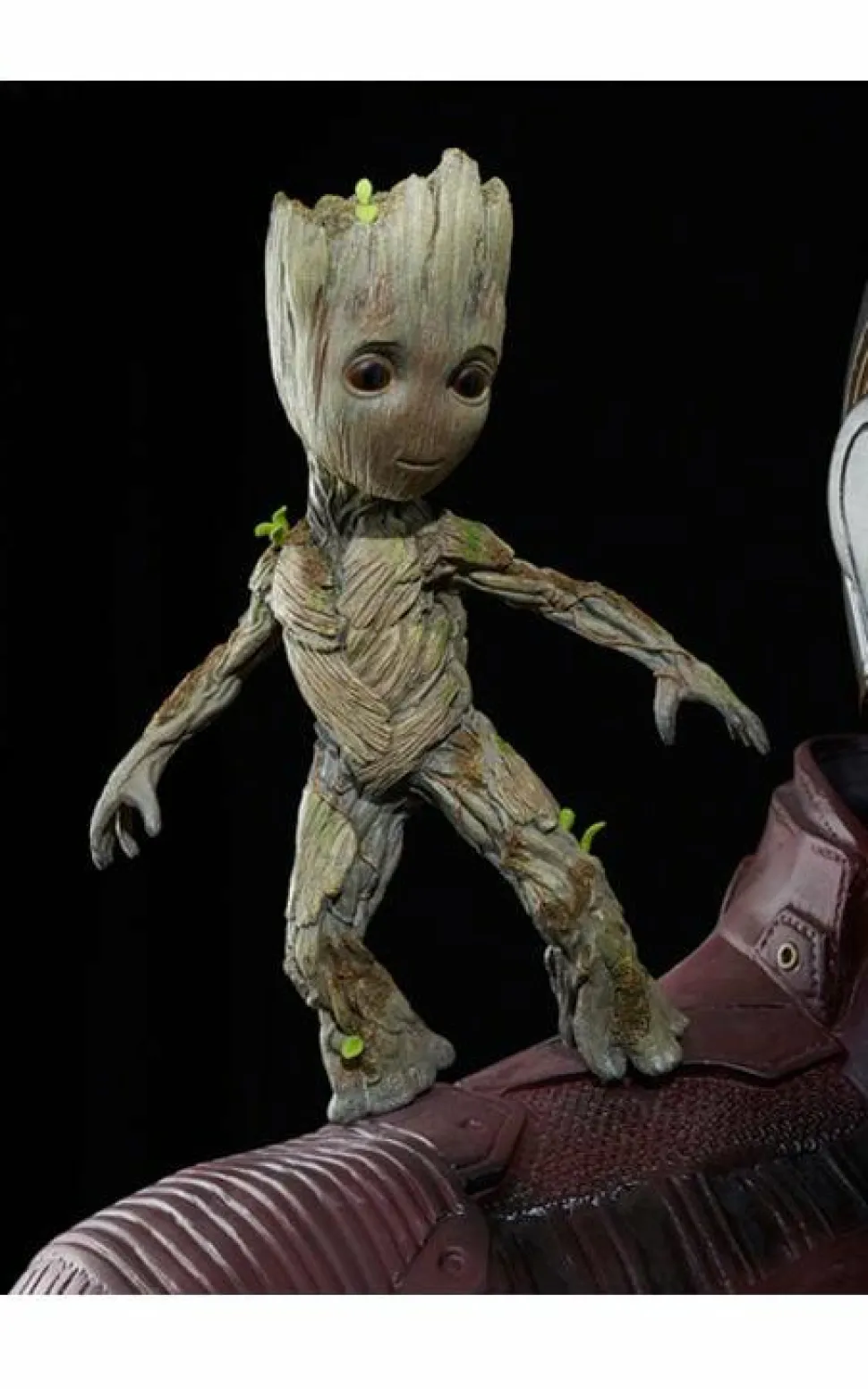 Guardians of the Galaxy Vol. 2 - Star-Lord with Baby Groot 1:1 Scale Life-Size Statue