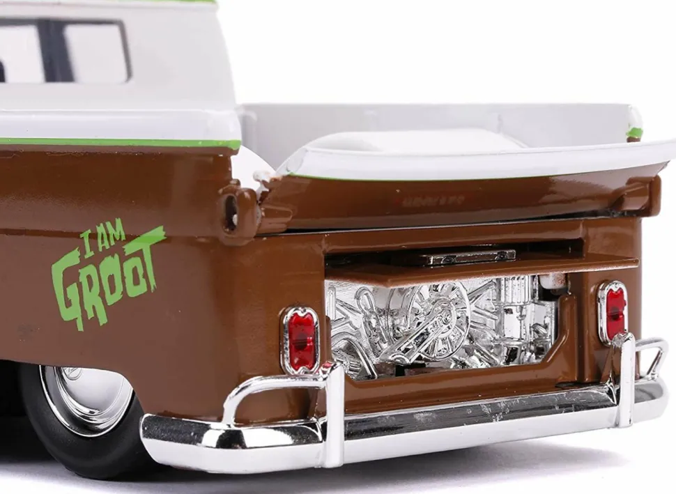 Guardians of the Galaxy: Vol. 2 - 1962 Volkswagen Bus with Groot 1/24th Scale Hollywood Rides Die-Cast Vehicle