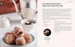 Harry Potter - Afternoon Tea Magic: Official Snacks, Sips, and Sweets Inspired by the Wizarding World Hardcover Book