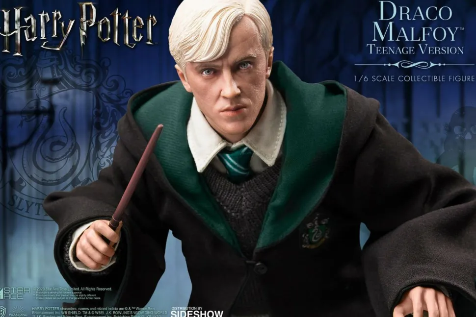 Harry Potter - Draco Malfoy in Slytherin Uniform 1/6th Scale Action Figure