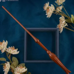 Harry Potter - Luna Lovegood Wand Essential Collection 1:1 Scale Life-Size PVC Prop Replica
