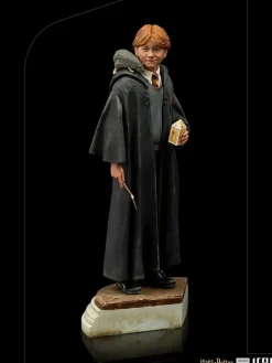 Harry Potter - Ron Weasley 20th Anniversary 1/10th Scale Statue