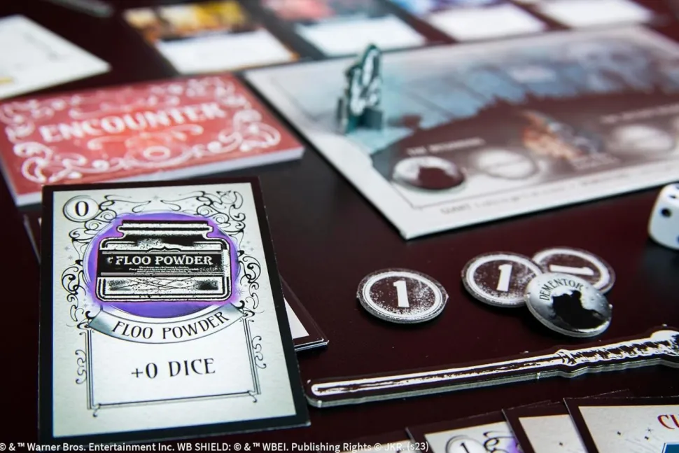 Harry Potter - Unmask the Death Eaters Board Game