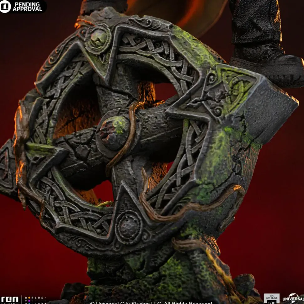 Hellboy 2: The Golden Army - Hellboy 1/10th Scale Statue