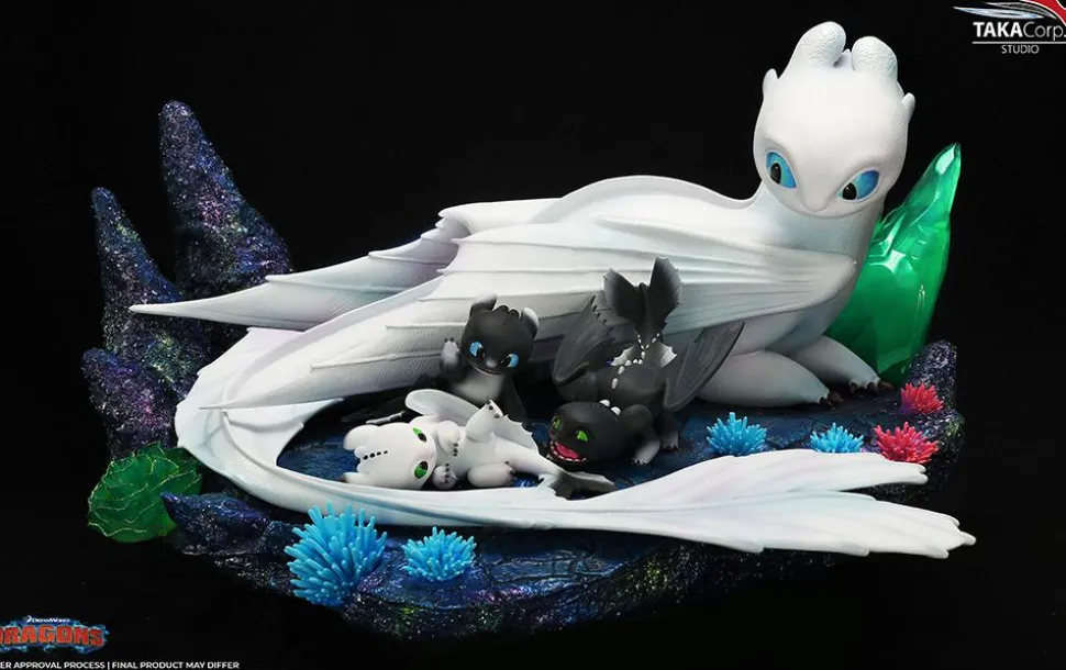 How to Train Your Dragon 3: The Hidden World - Light Fury & Night Lights 1/6th Scale Statue