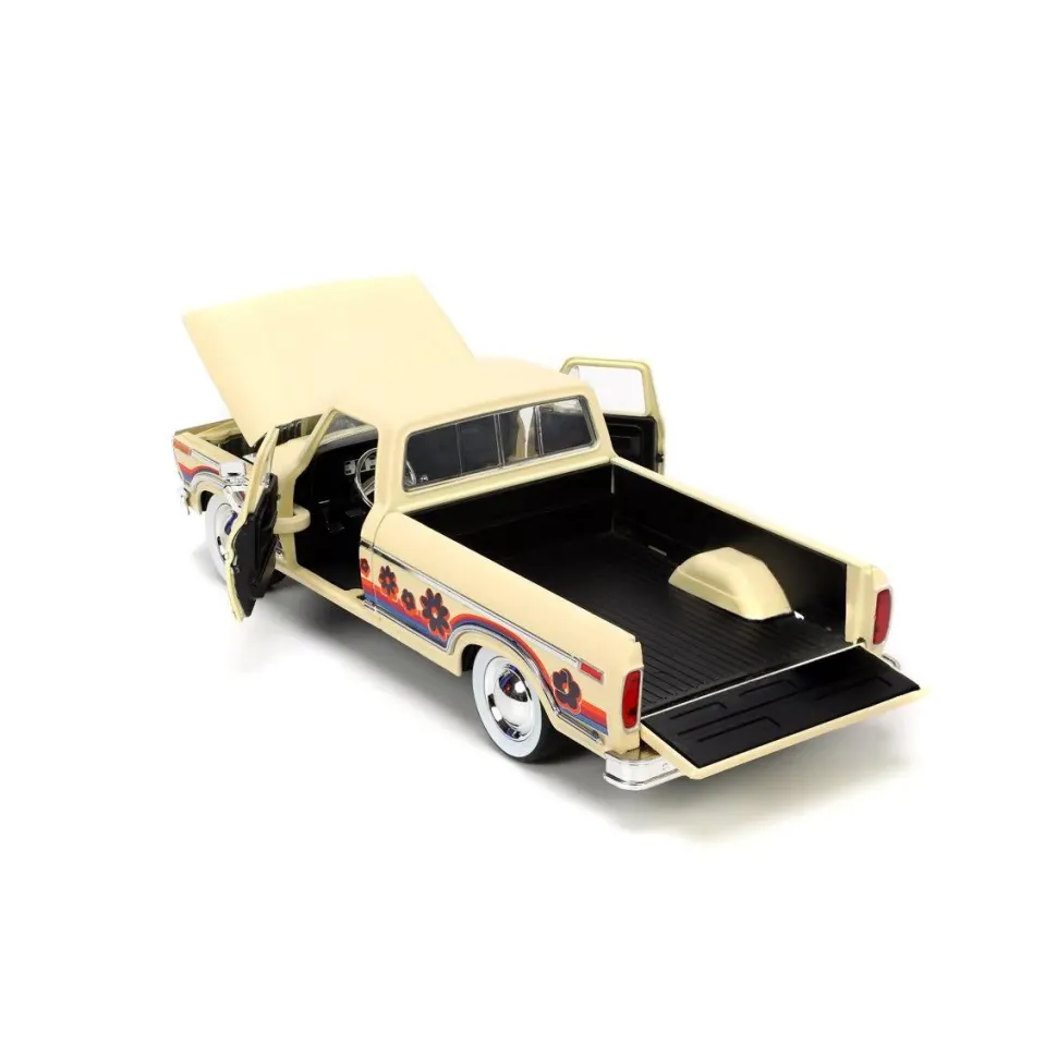 I Love the 70’s - 1979 Ford F-150 1/24th Scale Die-Cast Vehicle Replica