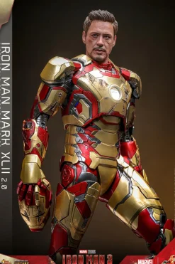 Iron Man 3 - Iron Man Mark XLII 42 (2.0) 1/6th Scale Hot Toys Action Figure